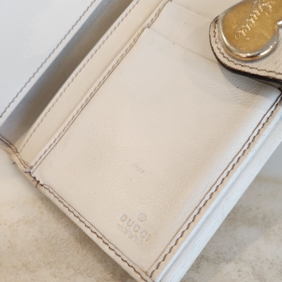 Gucci Guccisima Heart Snap Fold Wallet - Picture 10 of 16